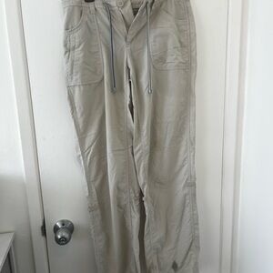 Cream Cargo Pants with Elastic Waistband and Loose Fit